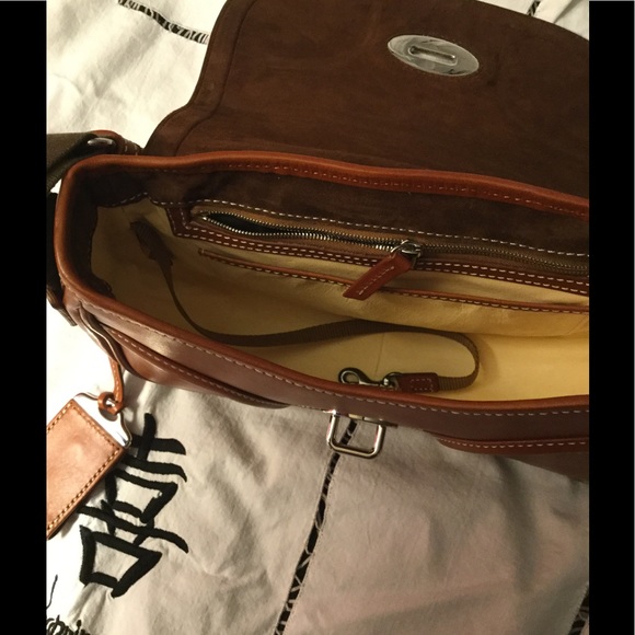 COPY - Dooney & Bourke Florentine Toscana Small Saddle - Picture 5 of 7